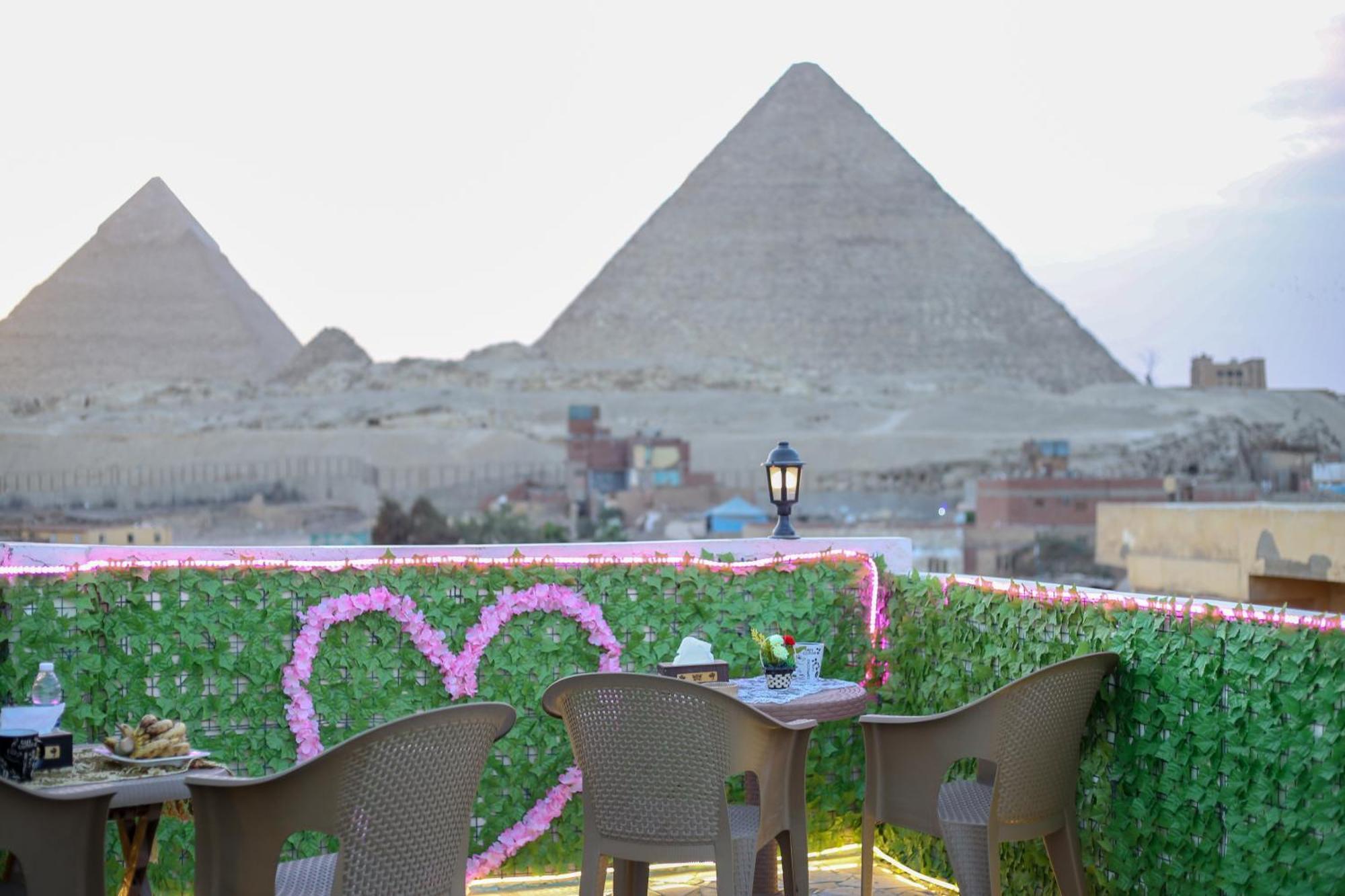 Pyramids Show Hotel Kafrat al Jabal Exterior foto