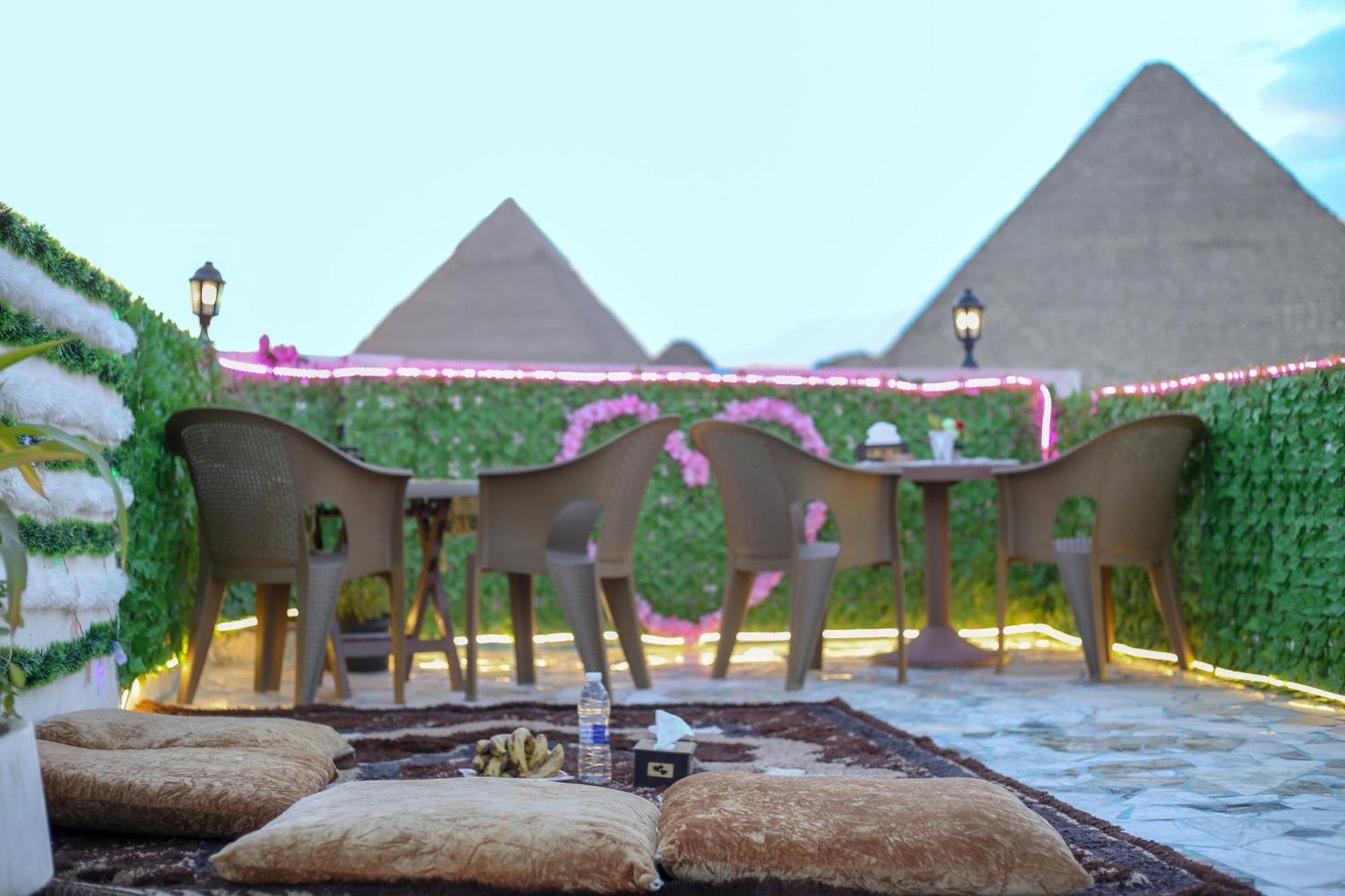 Pyramids Show Hotel Kafrat al Jabal Exterior foto