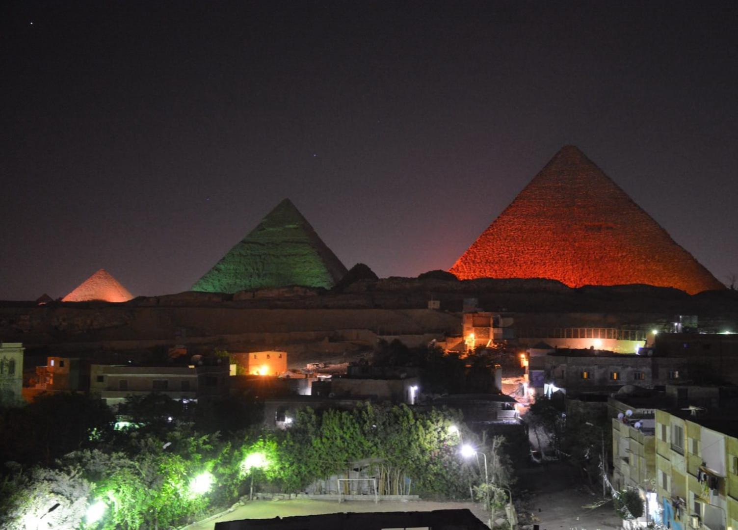 Pyramids Show Hotel Kafrat al Jabal Exterior foto