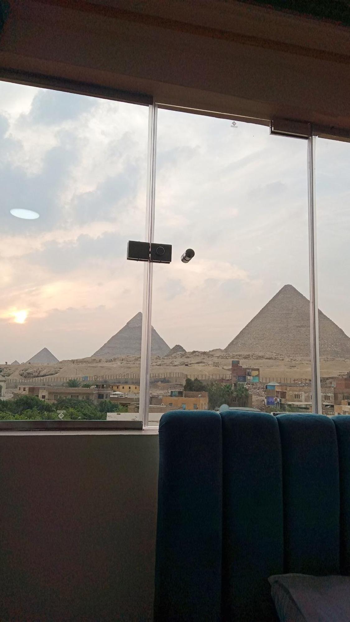 Pyramids Show Hotel Kafrat al Jabal Exterior foto